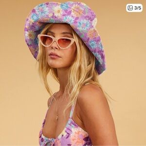 Billabong x The Salty Blonde Bucket Hat